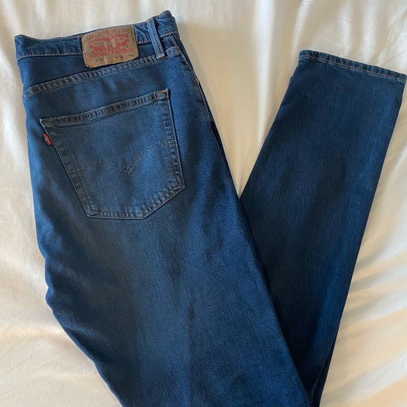 Lightly worn pair of Levi 512 jeans size w36 L34 Slim taper - Picture 7 of 7